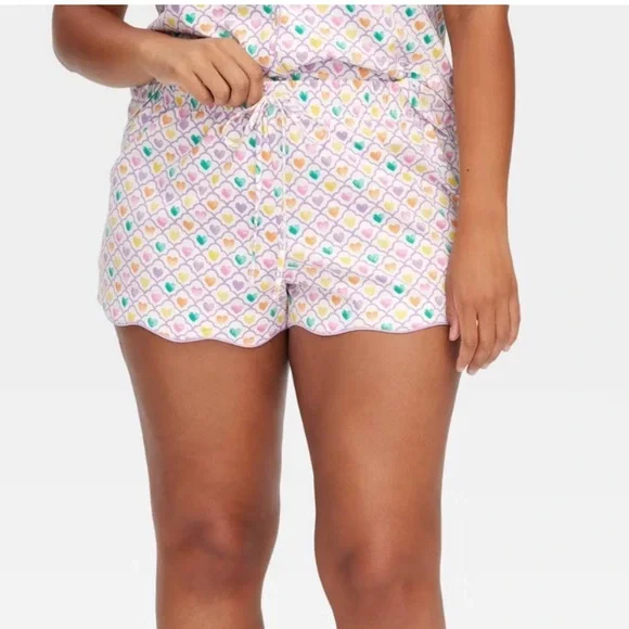 Roller Rabbit Store Exclusive Geo Hearts Shorts Pajama Set